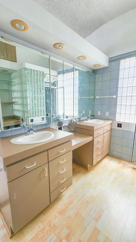 Building Photo - 311 W Sabal Palm Pl