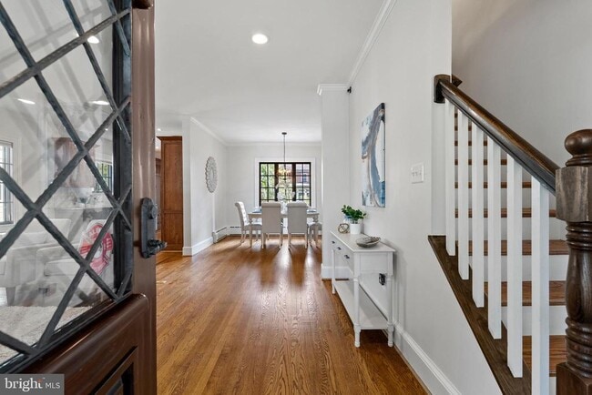 Building Photo - 200 Summers Dr
