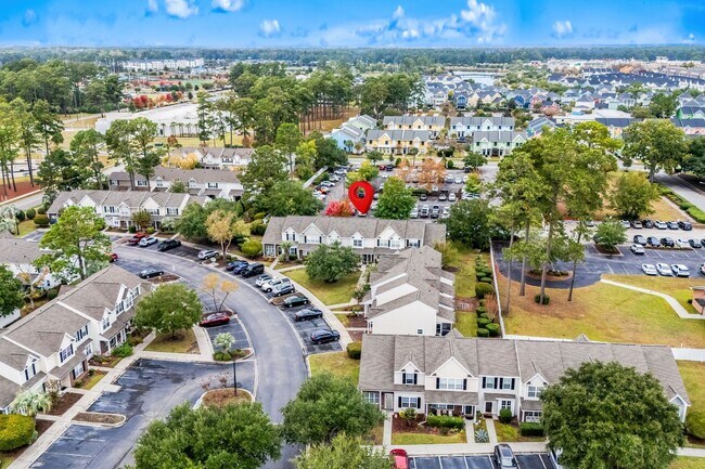 Building Photo - 3574 Evergreen Way