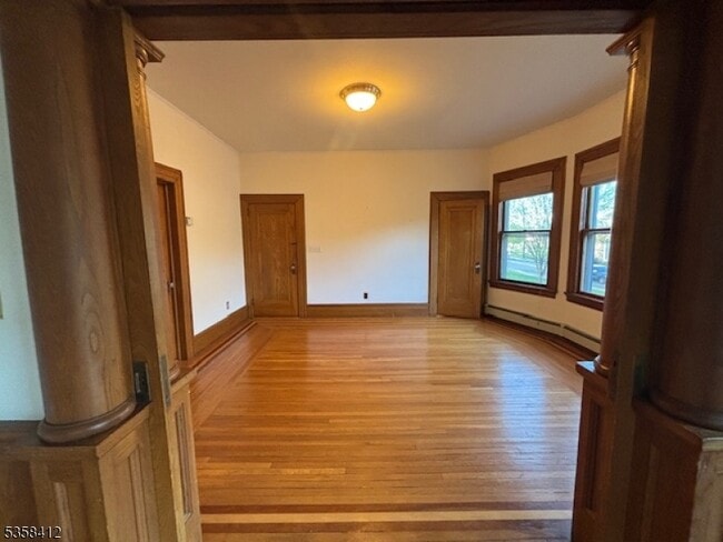 Building Photo - 587 Wyckoff Ave
