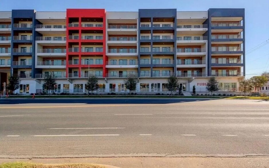 Building Photo - 4361 S Congress Ave