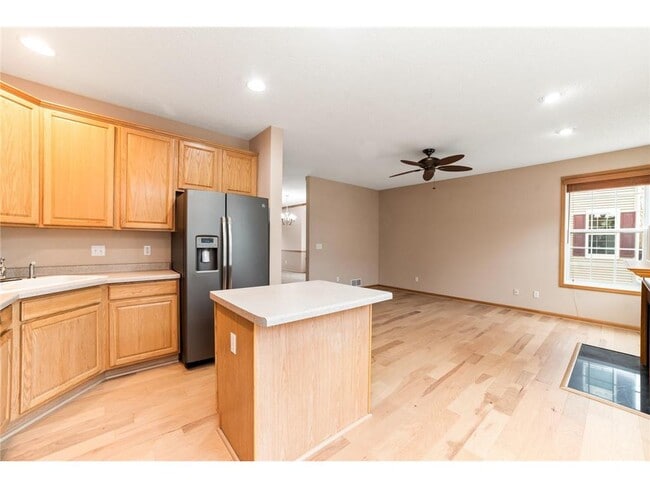 Building Photo - 15726 Frisian Ln