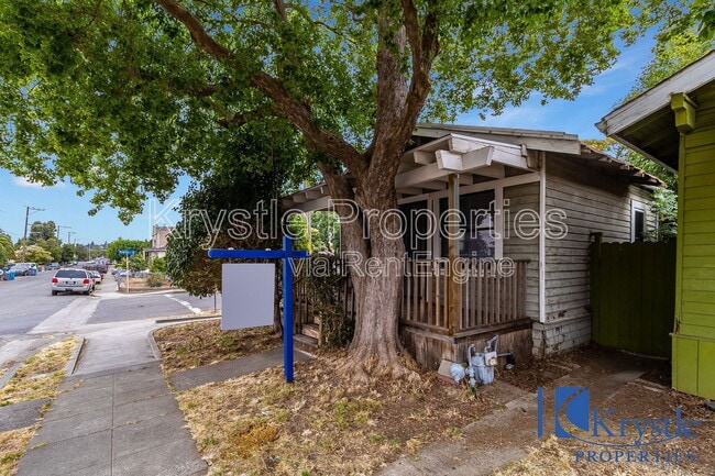 Building Photo - 126 Contra Costa St