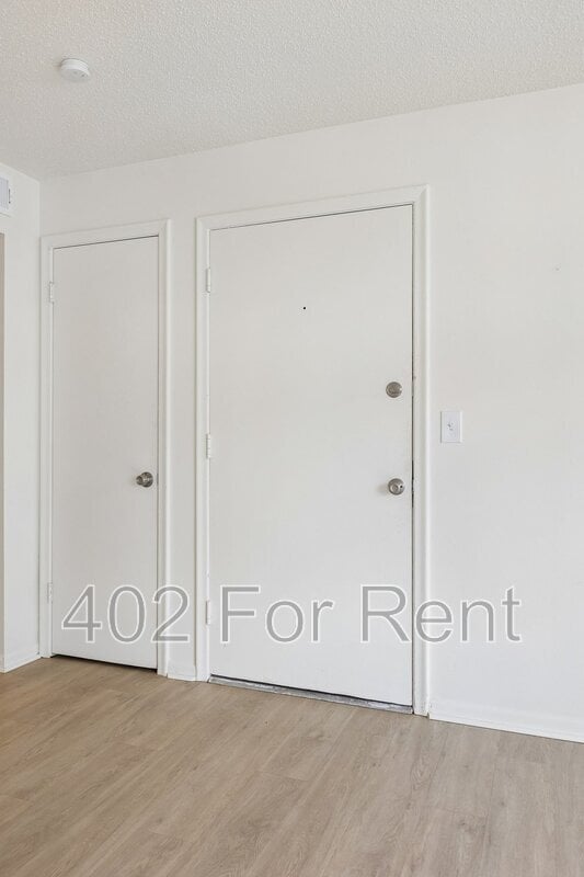 Building Photo - 1056 S 29th St
