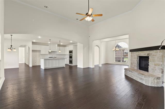 Building Photo - 601 Winslow Ln