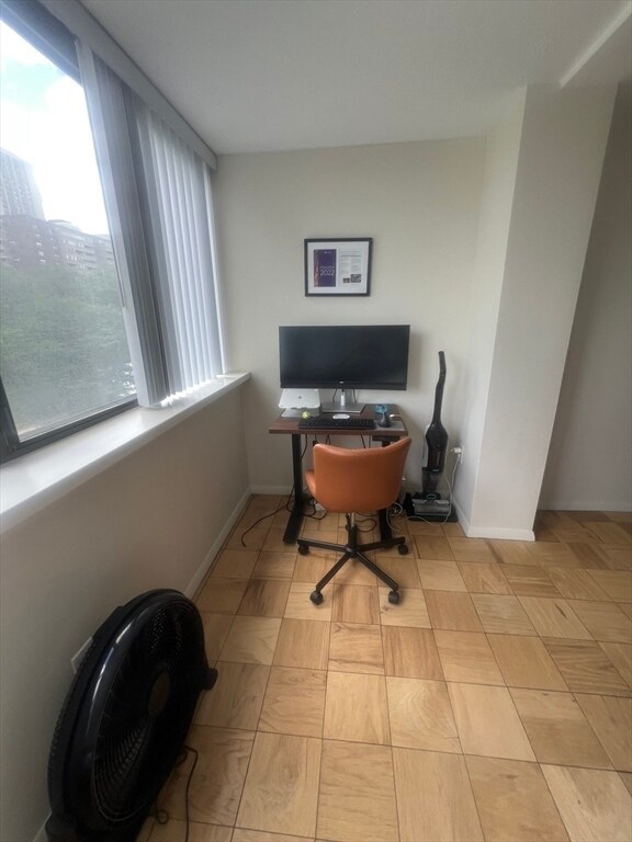 Building Photo - 6 Whittier Pl