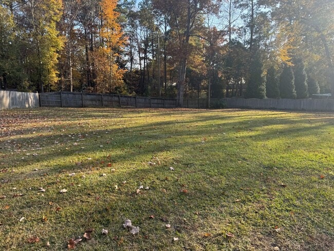 Building Photo - Beautiful home in Tucker Creek