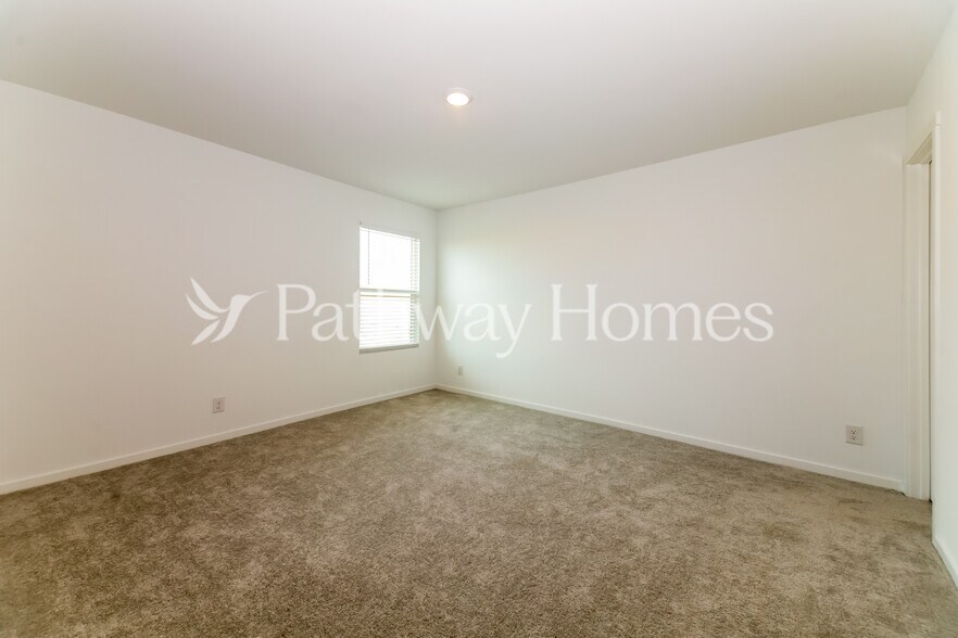 Building Photo - 1535 Lanner Mdws Ln