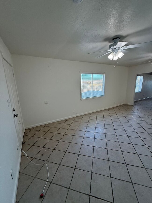 Building Photo - Available Soon! Fully Rehab!