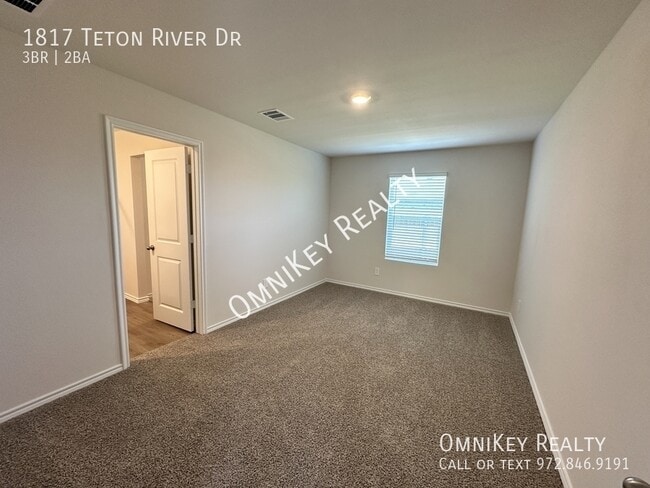 Building Photo - 1817 Teton River Dr