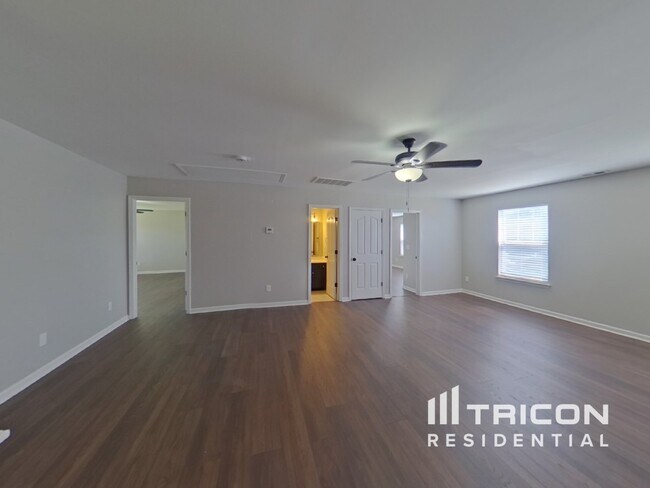 Building Photo - 1522 Ladora Dr