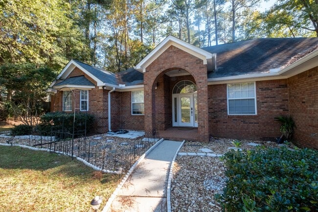 Building Photo - 3510 Gardenview Way