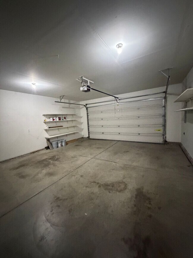 Building Photo - Jayden Village Sub: 4 Bedroom 2 Bath with Community Pool Ten Mile and Ustick