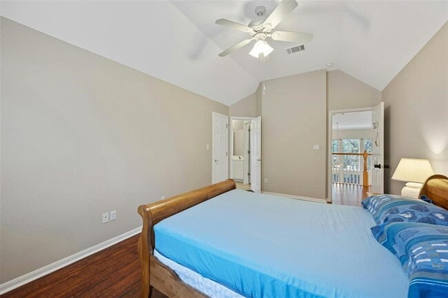 Building Photo - 10700 Hastings Ln