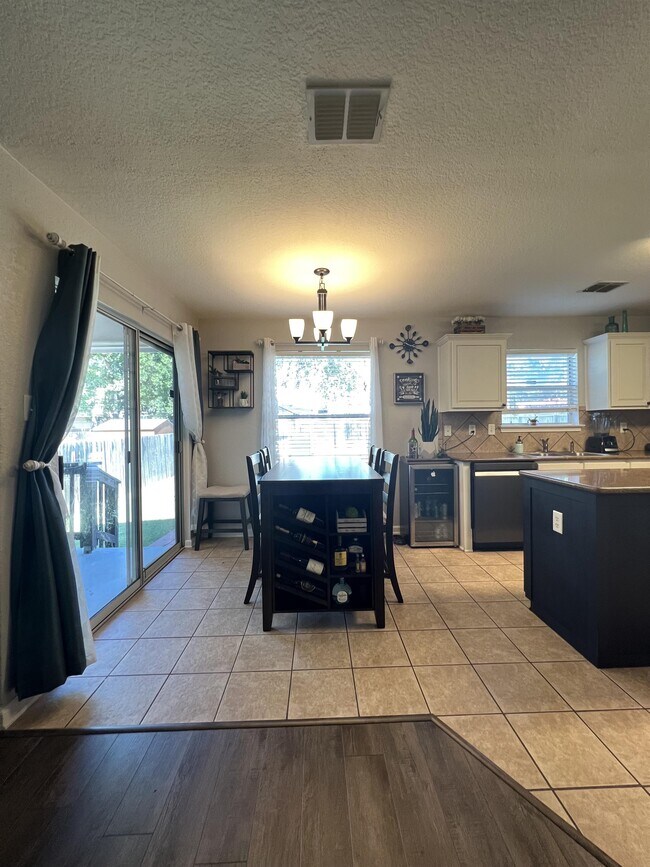 Building Photo - 646 Lynx Mountain