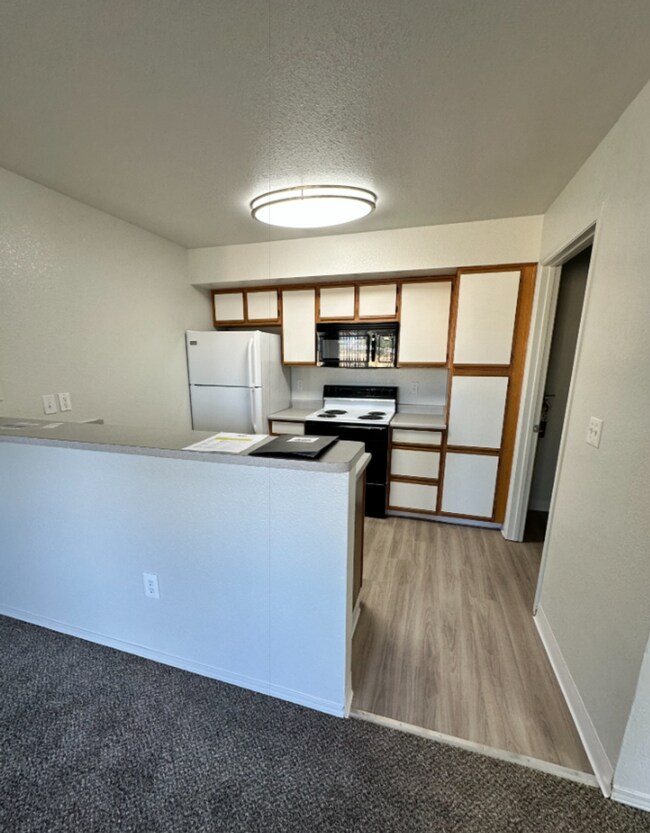 Building Photo - Affordable living at The Westside Apartments