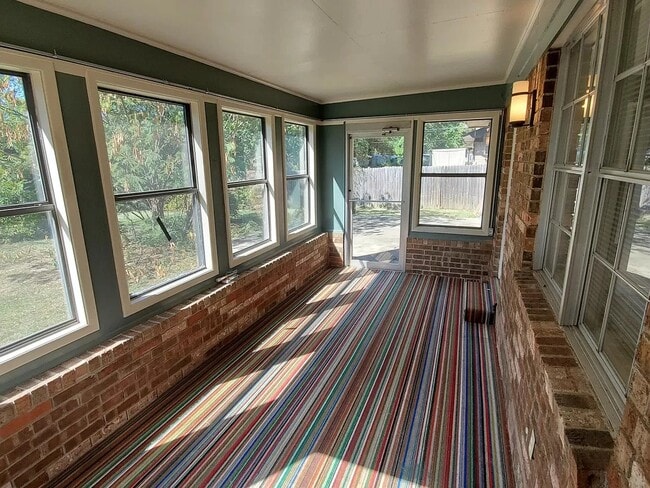 Building Photo - 3801 Nichols Dr