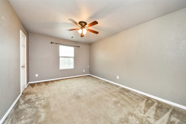 Building Photo - 2662 Magnolia Fair Way