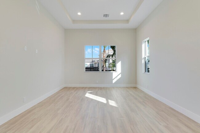 Building Photo - 12549 Nautilus Cir