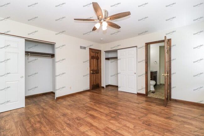 Building Photo - 12240 Kimbrough Dr