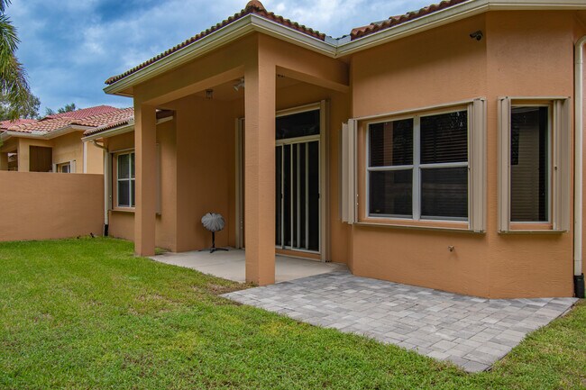 Building Photo - 10265 Isle Wynd Ct