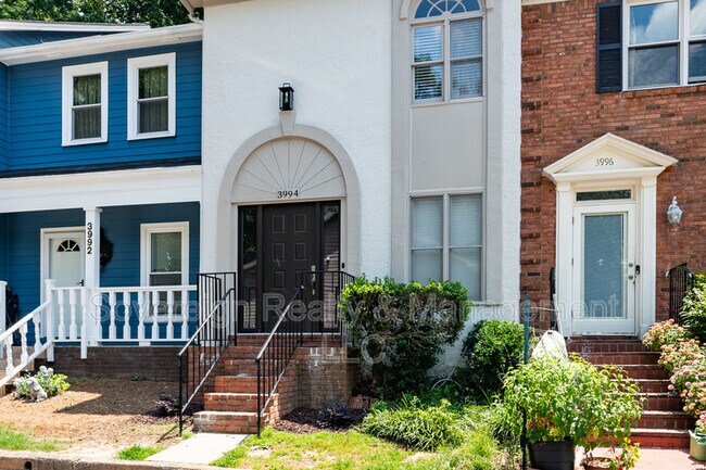 Building Photo - 3994 Elm St