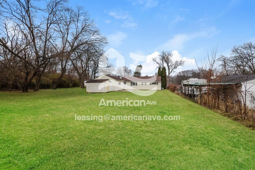 Building Photo - 4460 Penn Ave