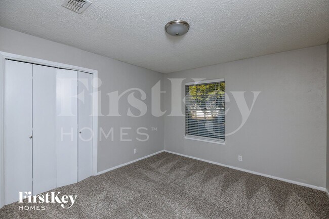 Building Photo - 1808 W Cedar Elm Dr