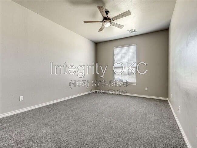 Building Photo - 16012 Redstem Wy