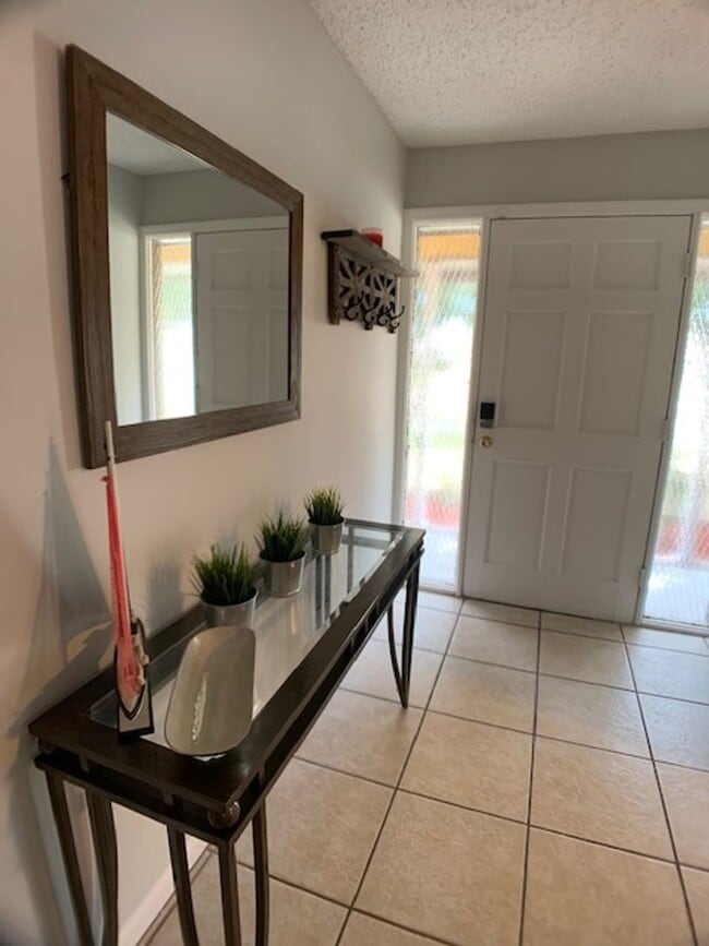 Building Photo - Charming 4-bedroom, 2-bath home in Colonial Park