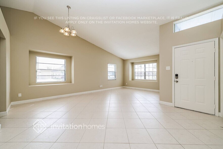 Building Photo - 1503 Attleboro Ln