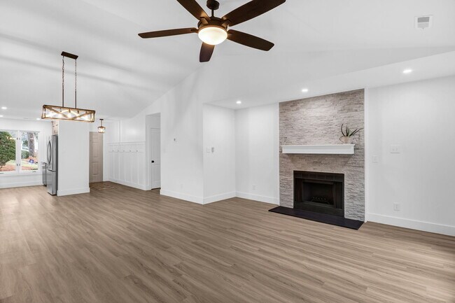 Building Photo - 1413 Grantland Pl