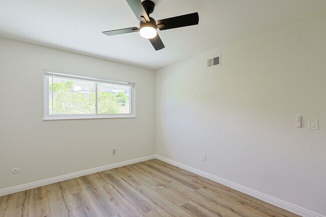 Building Photo - 4 Bed | 2.5 Bath Single-Family Home at the Base of Cowles Mountain