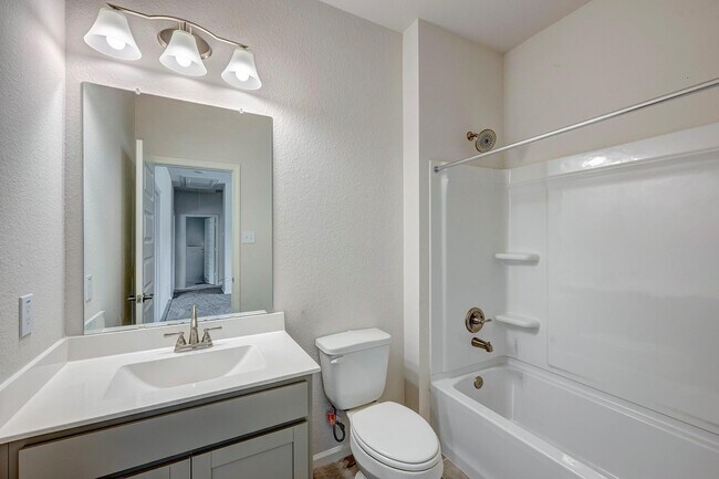 Building Photo - 4311 Wind Swell Ln