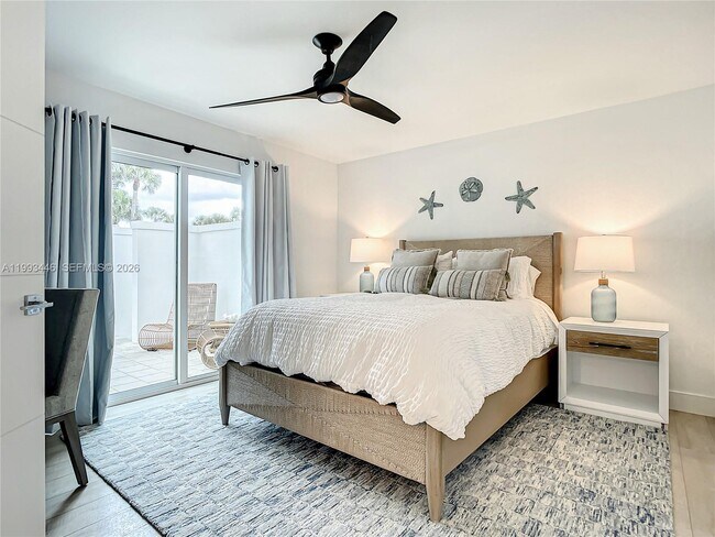 Building Photo - 104 Angelfish Ln