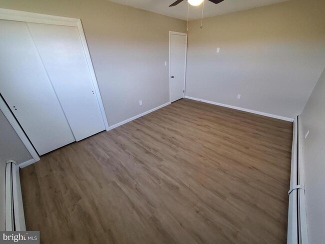 Building Photo - 203 Krick Ln