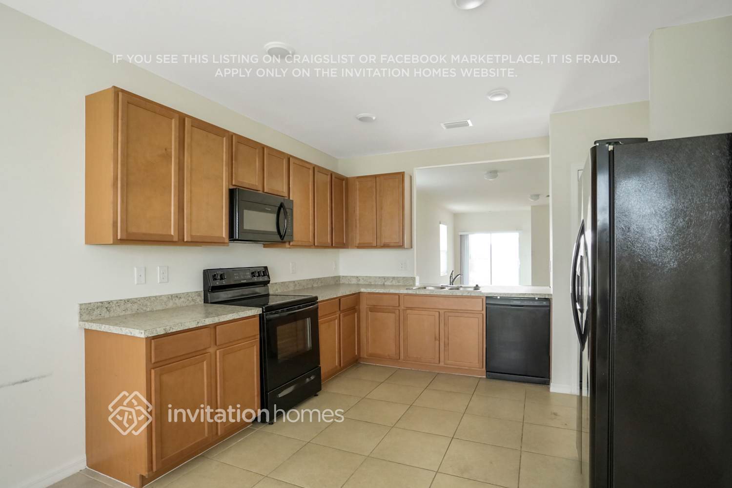 Building Photo - 10292 Silver Pond Lane