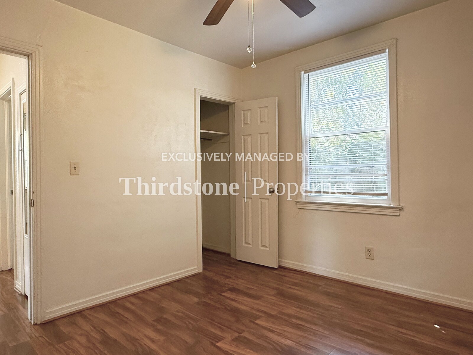 Building Photo - 4833 Kingsbury St