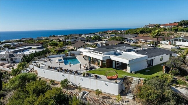 Building Photo - 32492 Azores Rd