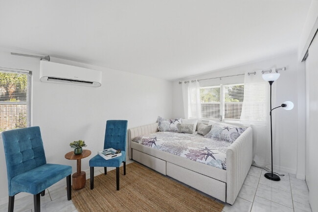Building Photo - "Warm Mineral Springs - Furnished Studio Apartment"