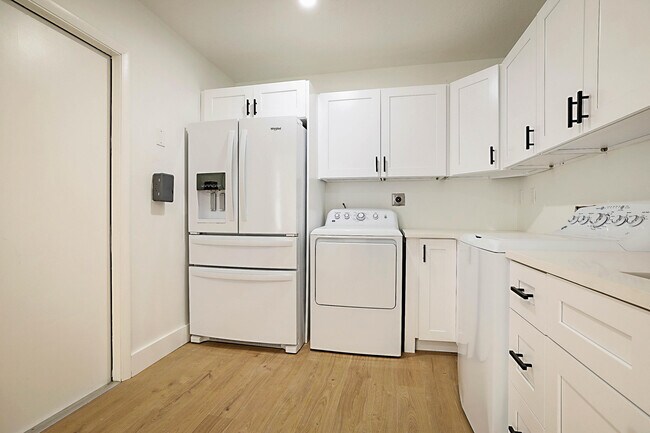 Building Photo - 2 Inlet Cay Dr