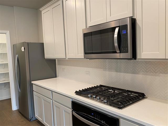 Building Photo - 5116 Shady River Dr