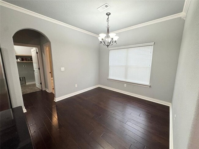 Building Photo - 33 Leona Dr