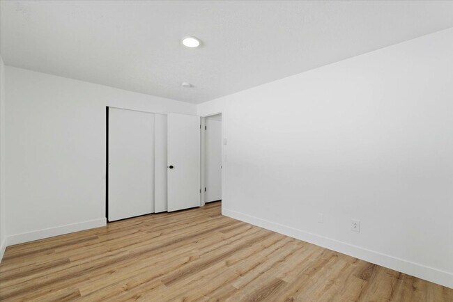 Building Photo - 774 S 1650 E