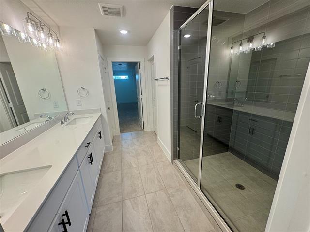 Building Photo - 304 Chestnut St