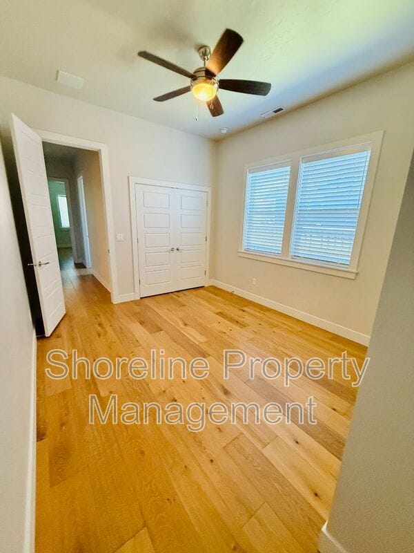 Building Photo - 4014 W Farm View Dr