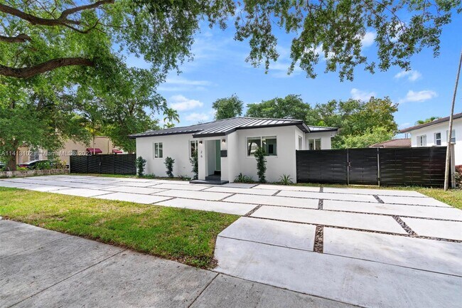 Building Photo - 26 NE 88th St