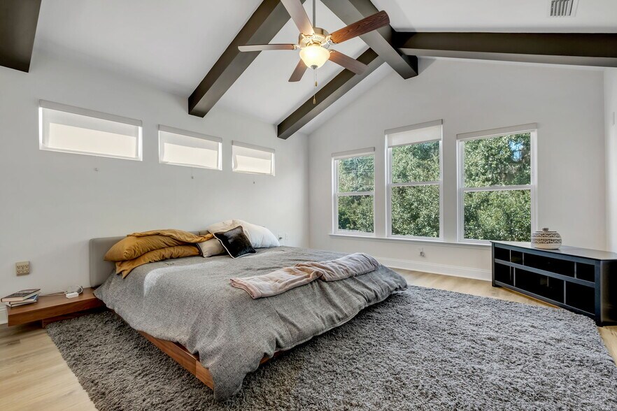 Building Photo - 458 Grand Oaks Rd