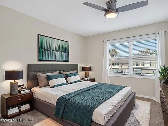 Building Photo - 695-A1A A1A N