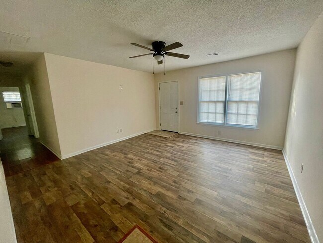 Building Photo - Must see ,This 3-bedroom, 1-bath home in Rock Hill South Carolina,